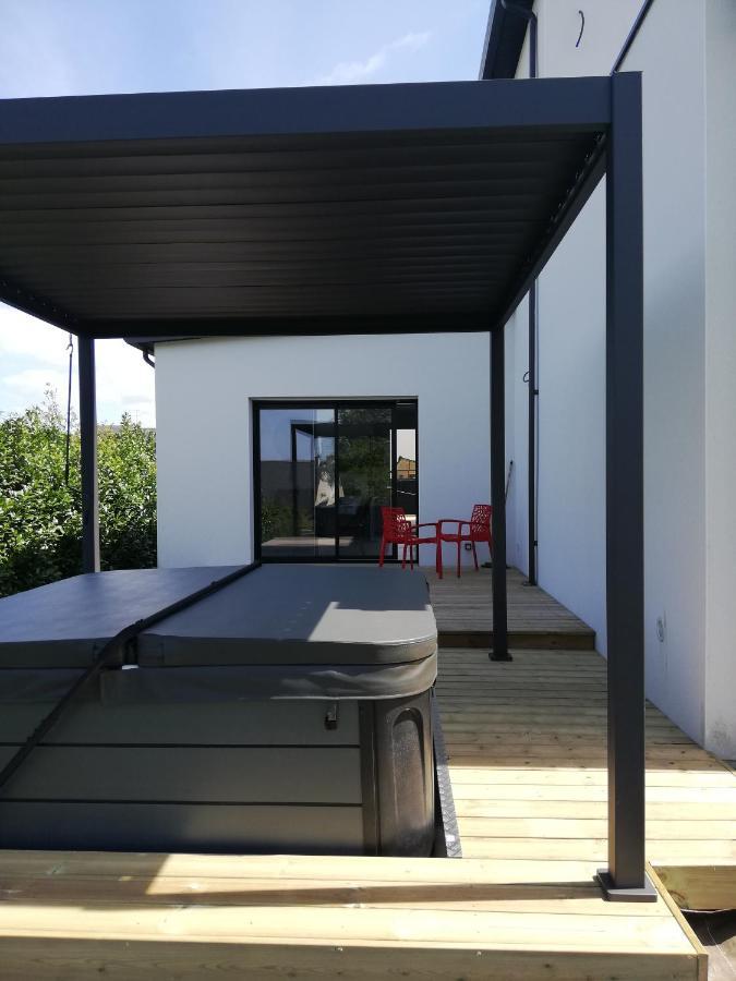 Studio & Spa La Discrete Saint-Évarzec エクステリア 写真