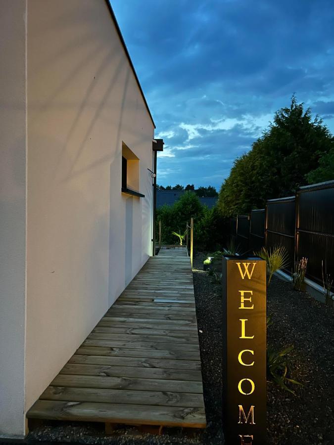 Studio & Spa La Discrete Saint-Évarzec エクステリア 写真